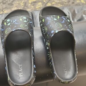 Wearable Condition Sz 3 Black Slides with Blue and Green Sports Design